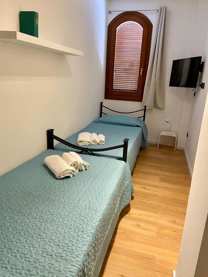 Ada'S House Apartment Alghero Bagian luar foto
