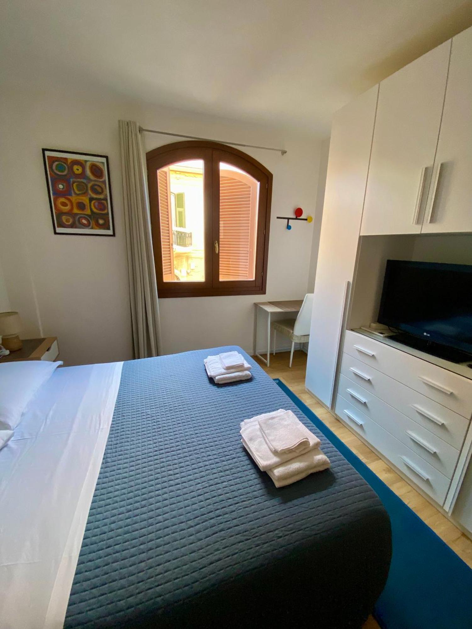 Ada'S House Apartment Alghero Bagian luar foto